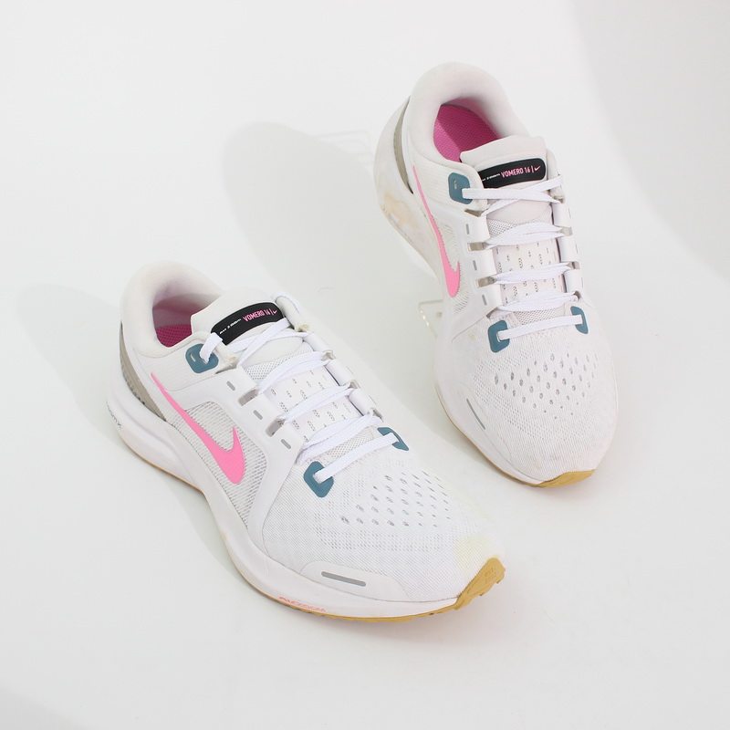 38码NIKE耐克潮流女鞋AIR ZOOM VOMERO 16减震跑步鞋运动鞋DA7698