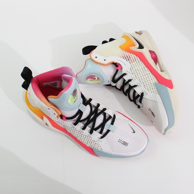 耐克AIRZMG.T.篮球鞋