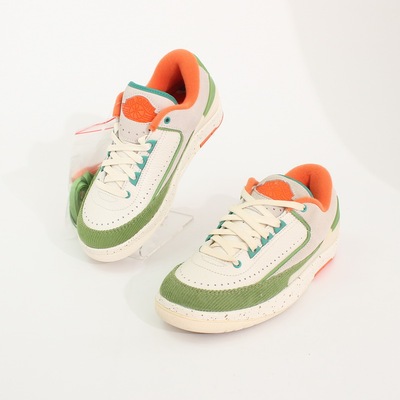 耐克女鞋AIRJORDAN2RTR篮球鞋