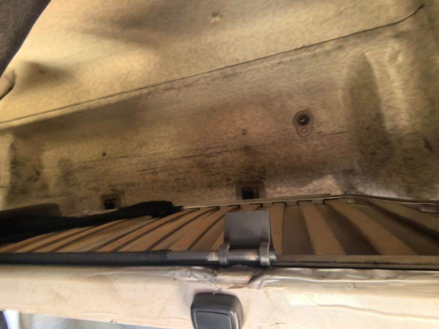 4月12日伊犁州车牌号为新F57383的陕汽牌重型半挂牵引车一辆网络拍卖公告