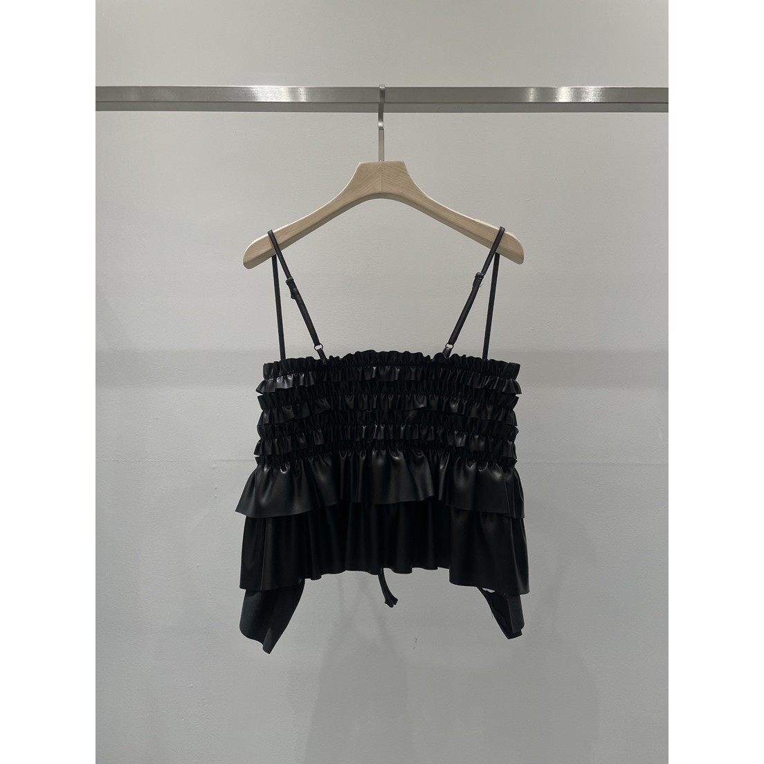 八1113韩国东大门背心区4489854欧美正品气质休闲精致直邮街舞