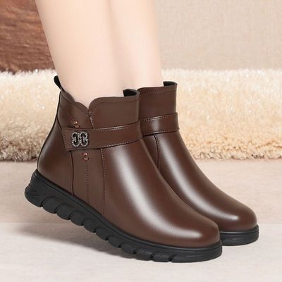 软皮软底冬季妈妈鞋棉鞋中老年人