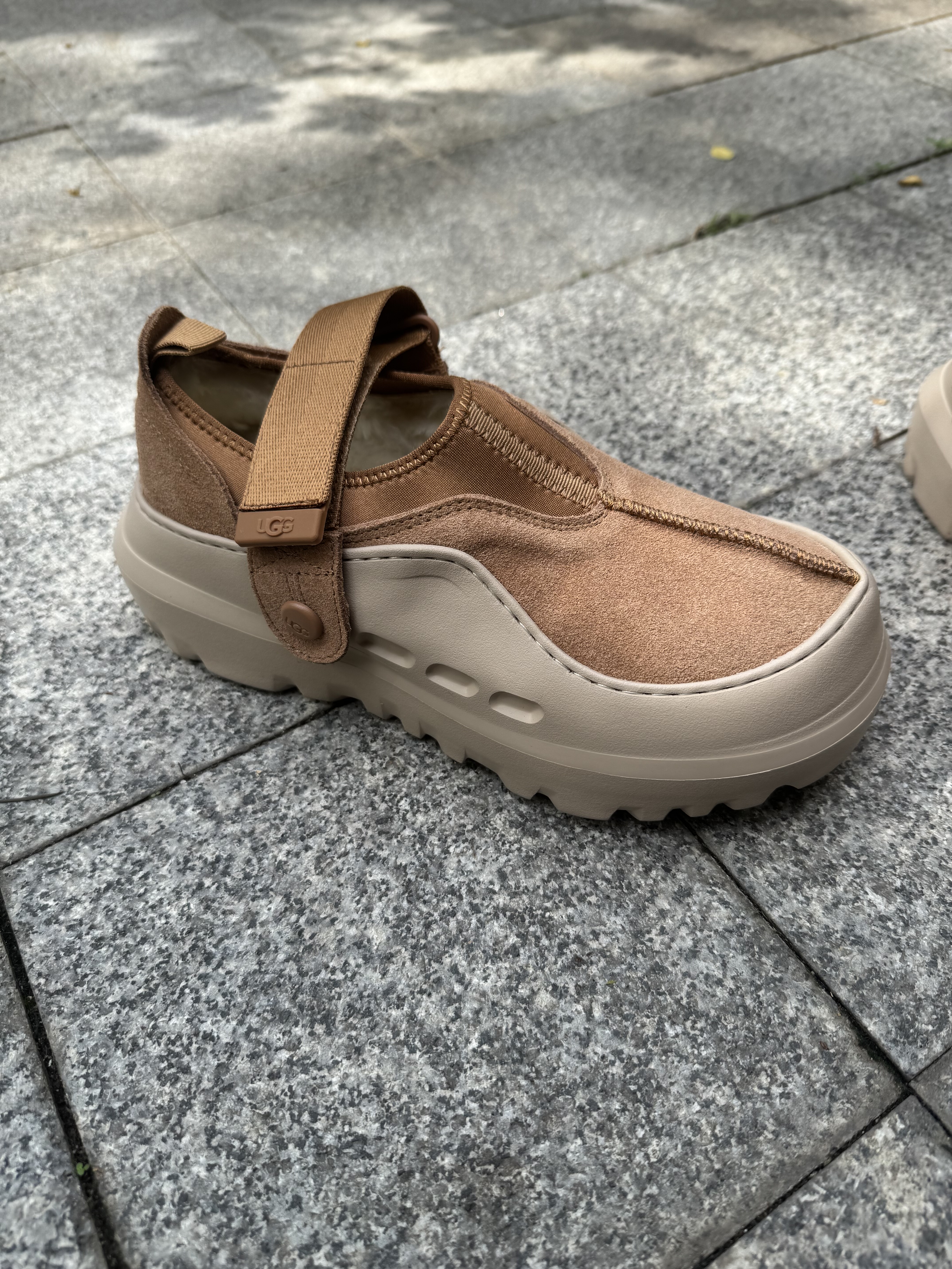 2025新款女士U家休闲时尚厚底增高羊毛鞋真皮舒适保暖鞋