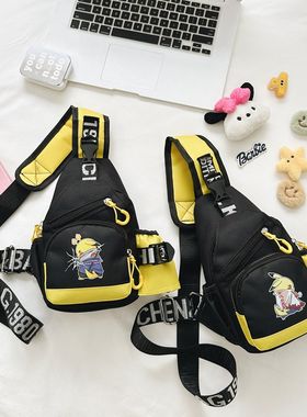 儿童斜挎包男孩帅气帆布背包皮卡丘卡通胸包可爱春夏旅游宝宝包包
