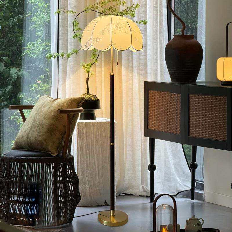 法式中古风客厅落地灯沙发旁美式复古宋代美学感感氛围led卧室灯