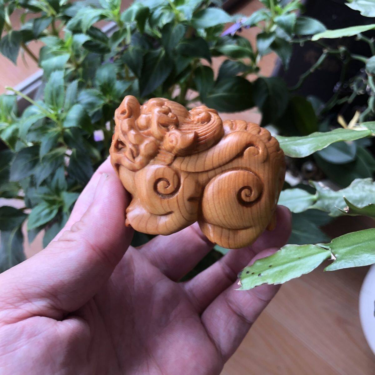 精品崖柏木雕把玩物件手把招财貔貅男士随身招财摆件文玩雕刻生肖