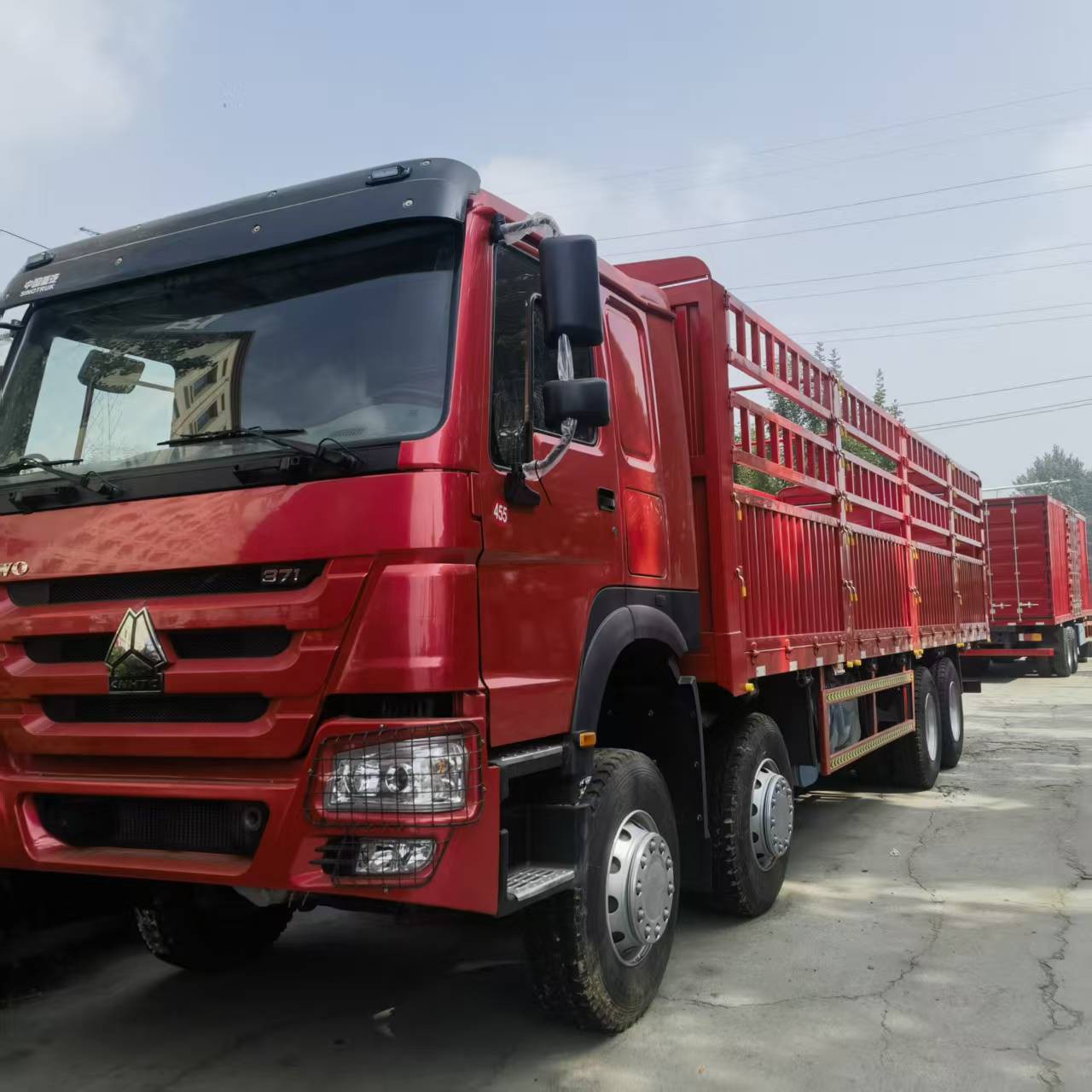 豪沃8x412轮集装箱载货车