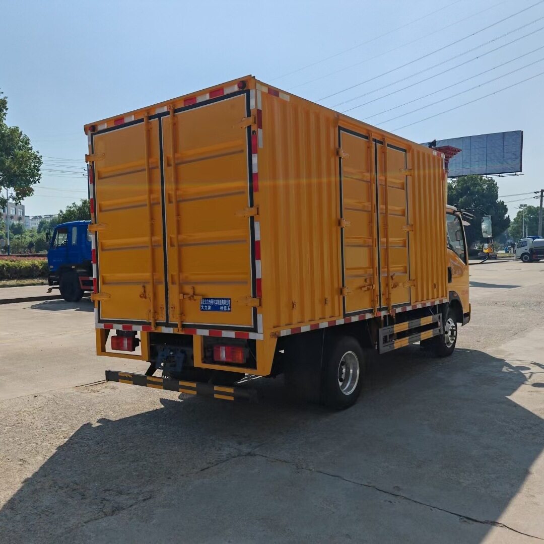 厂家直销各类型工具厢式车工具齐全的移动工作站维修服务方便