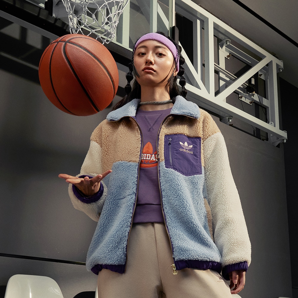 阿迪达斯女子仿羊羔绒夹克外套