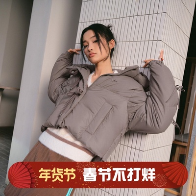 阿迪达斯三叶草女子短款宽松保暖鸭绒连帽羽绒服KC2610 KC2609