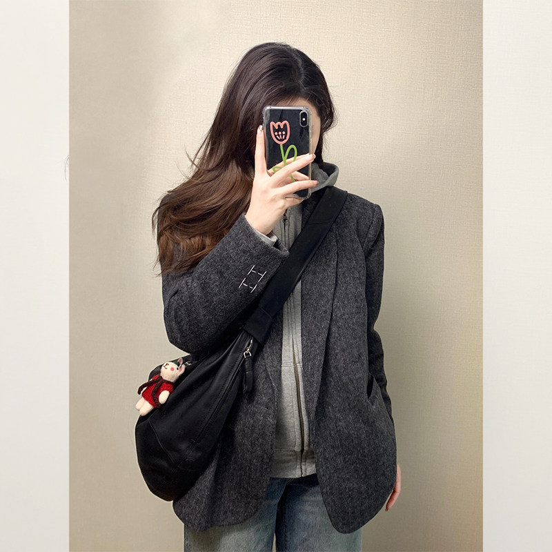 高级感独特毛呢西装外套秋冬新款女装灰色超好看宽松上衣西服开衫,女装/女士精品,常规大码外套,淘宝优惠券,粉丝福利购,淘宝优惠卷