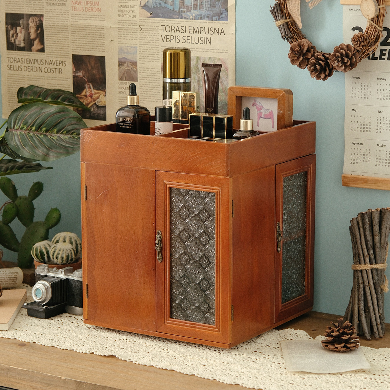 可旋转实木首饰化妆品收纳架桌面梳妆台护肤品口红分格整理置物架,收纳整理,化妆品收纳架,淘宝优惠券,粉丝福利购,淘宝优惠卷