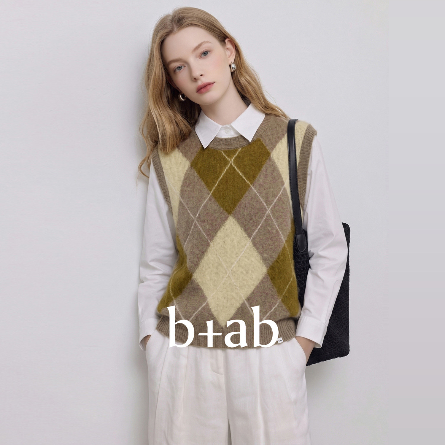 it b+ab2026秋季复古菱格针织马甲女圆领撞色格纹宽松坎肩背心潮
