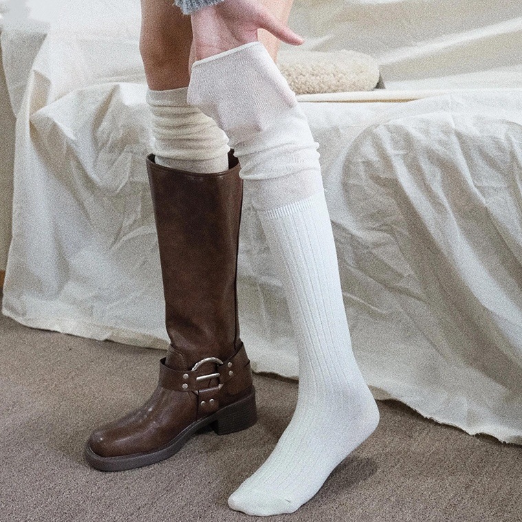 配靴子的袜子女长筒过膝袜白色春秋棉堆堆美拉德秋冬长靴jk长袜