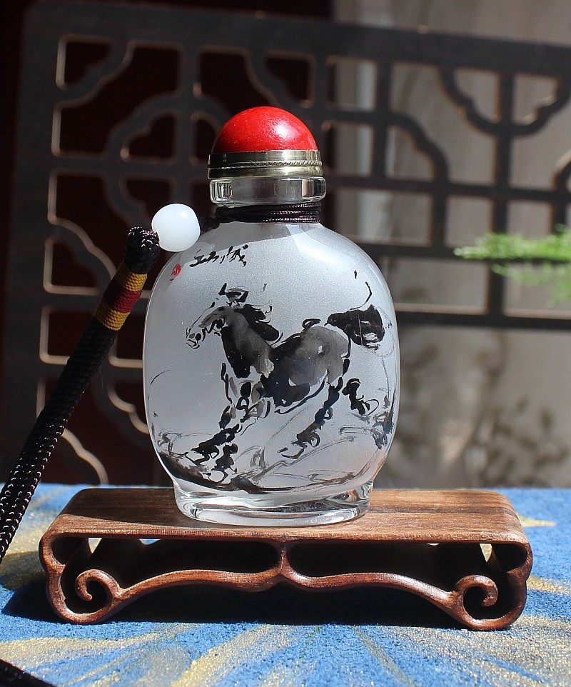 瓶内画衡水特产非遗内画鼻烟壶出国礼品中国特色手工艺