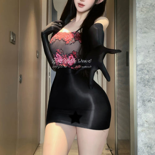 玫瑰尤物油光透视蕾丝吊带裙