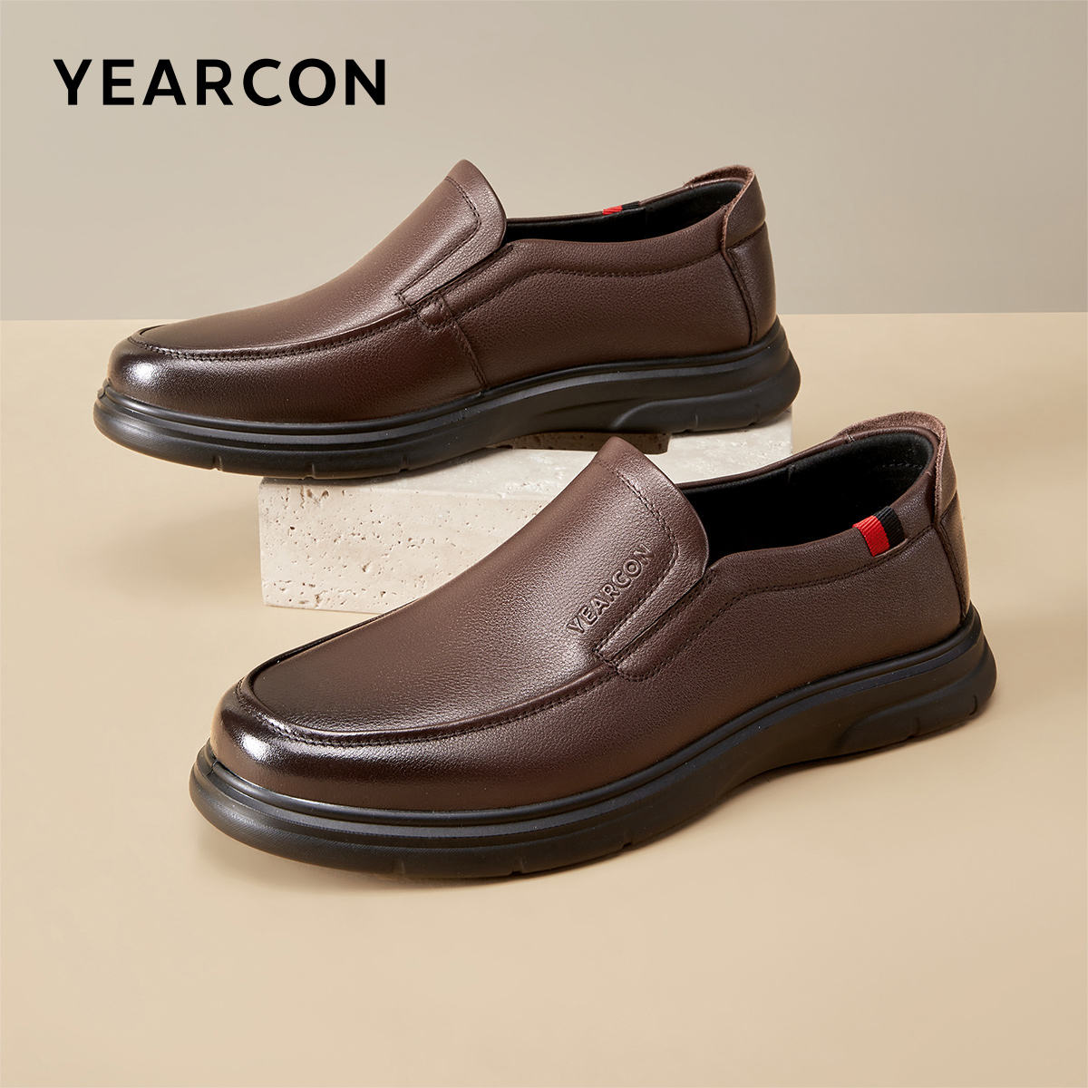 意尔康男鞋新款