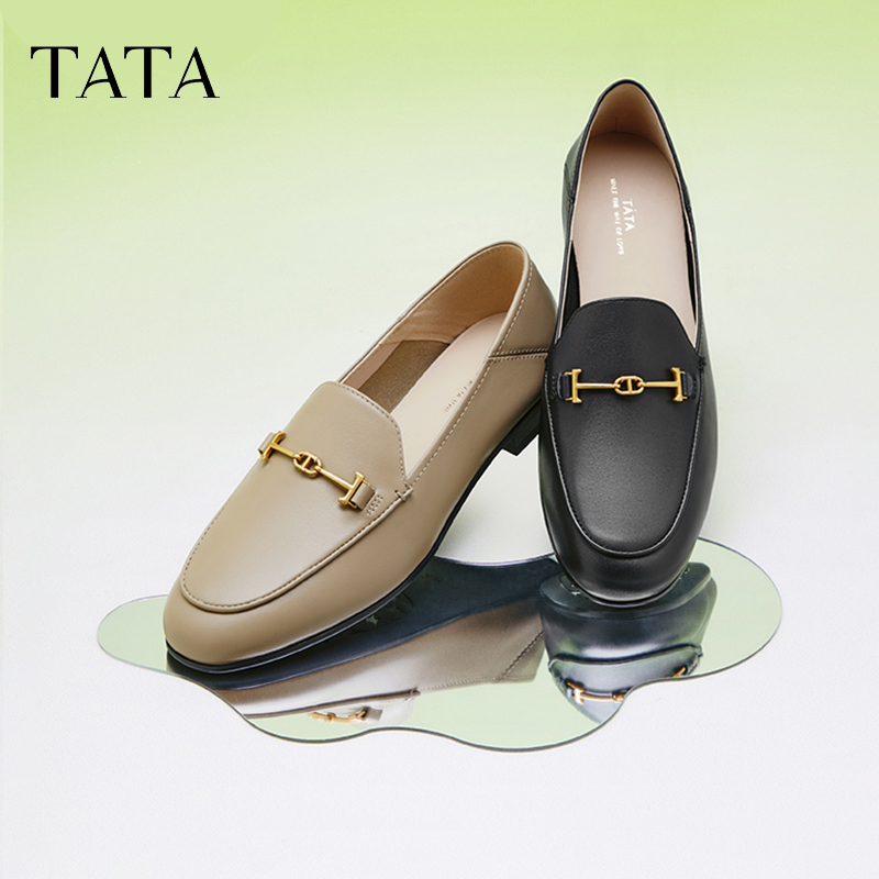 TATA平底通勤英伦风乐福鞋