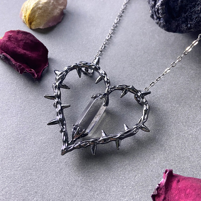 心芒刺项链Necklace Dark Witch Heart Pendant Clavicular chain