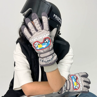 男女秋冬季 骑行 滑雪手套护腕单双板护具防风防寒防泼水2022新款