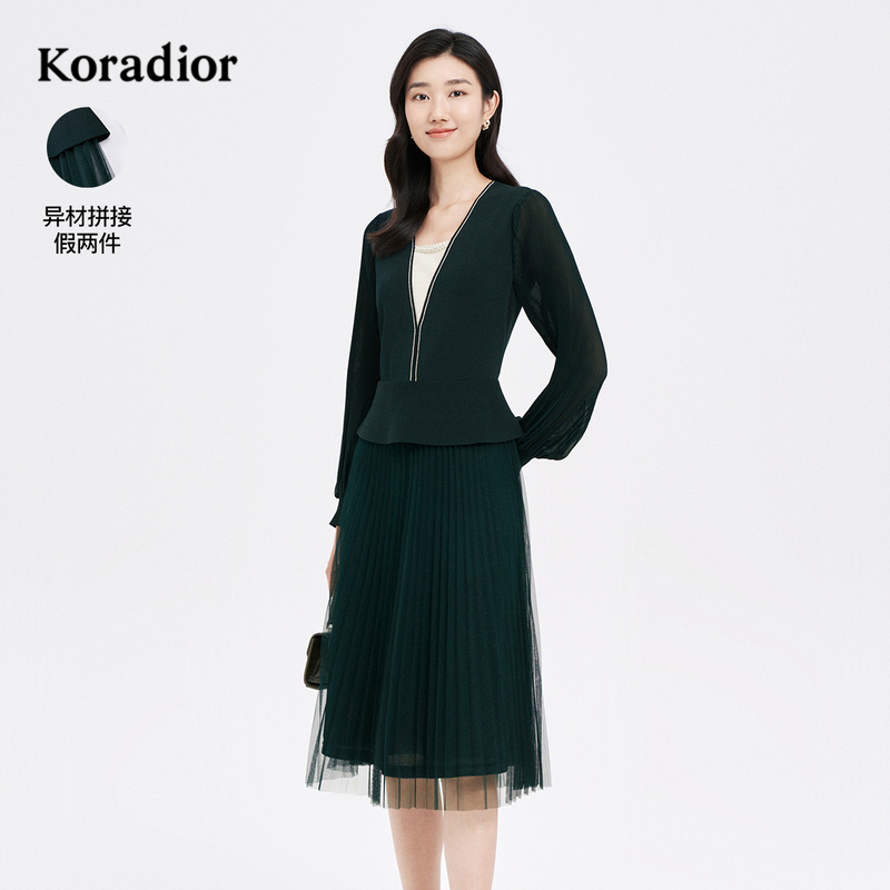 珂莱蒂尔绿色连衣裙女2022年新款裙子假两件长袖收腰法式百褶裙