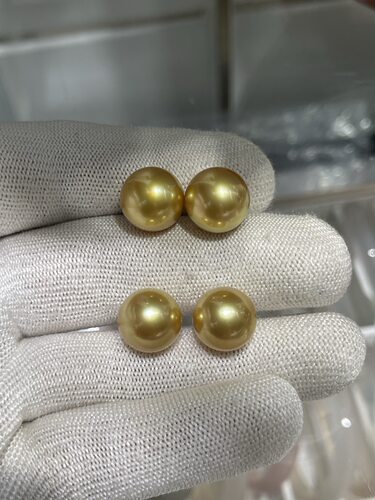 浓茶金色13～14mm金珠耳钉配对耳钉 正圆，微瑕！