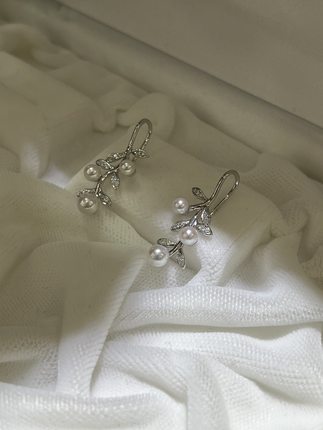 枝叶款akoya多珠耳钉18k天然钻石镶嵌3.5～5mm