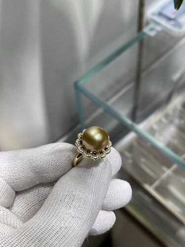 金珠与蓝锆石碰撞 浓金13～14mm南洋金珠戒指 精工s925镶嵌