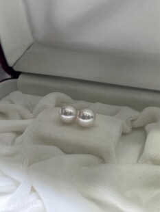 正圆，孔后无暇！！9～10mm澳白珍珠耳钉