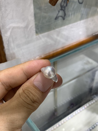 520礼物 正圆，完美无瑕10.81mm澳白珍珠戒指 18k天然钻石镶嵌