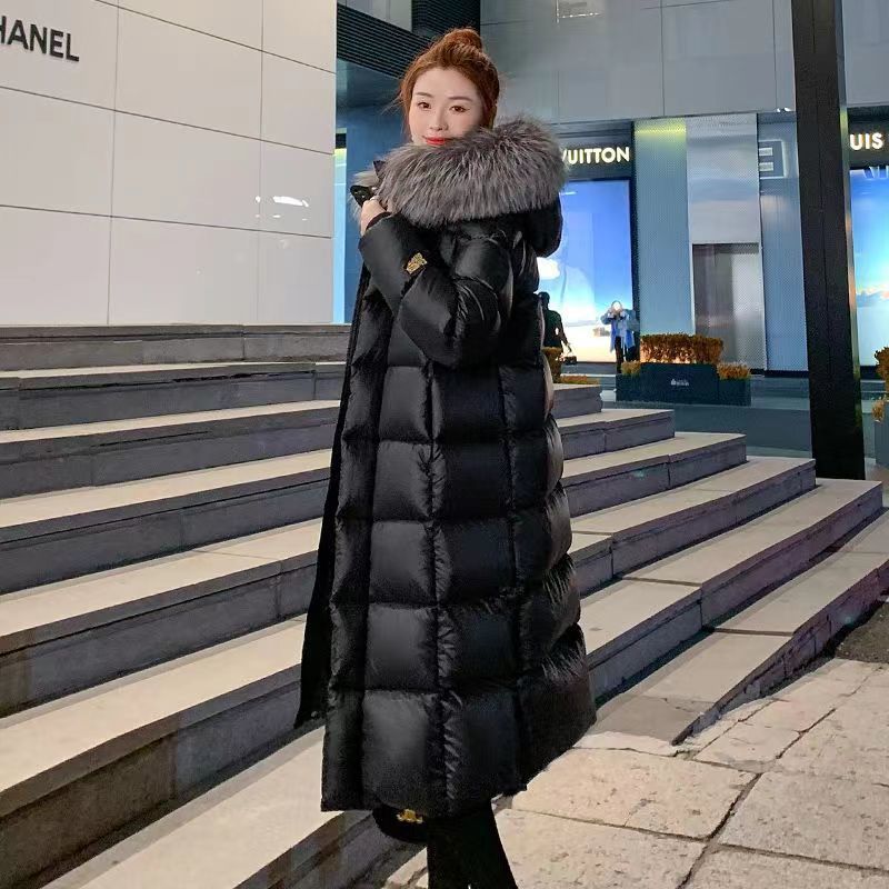 正品官方唯品会2024新款外贸黑金亮面羽绒棉服女大毛领长款过膝修