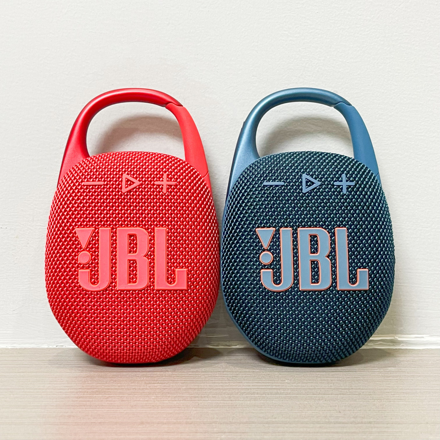 JBL CLIP5无线音乐盒迷你蓝牙音响户外挂扣便携防水小音箱低音炮