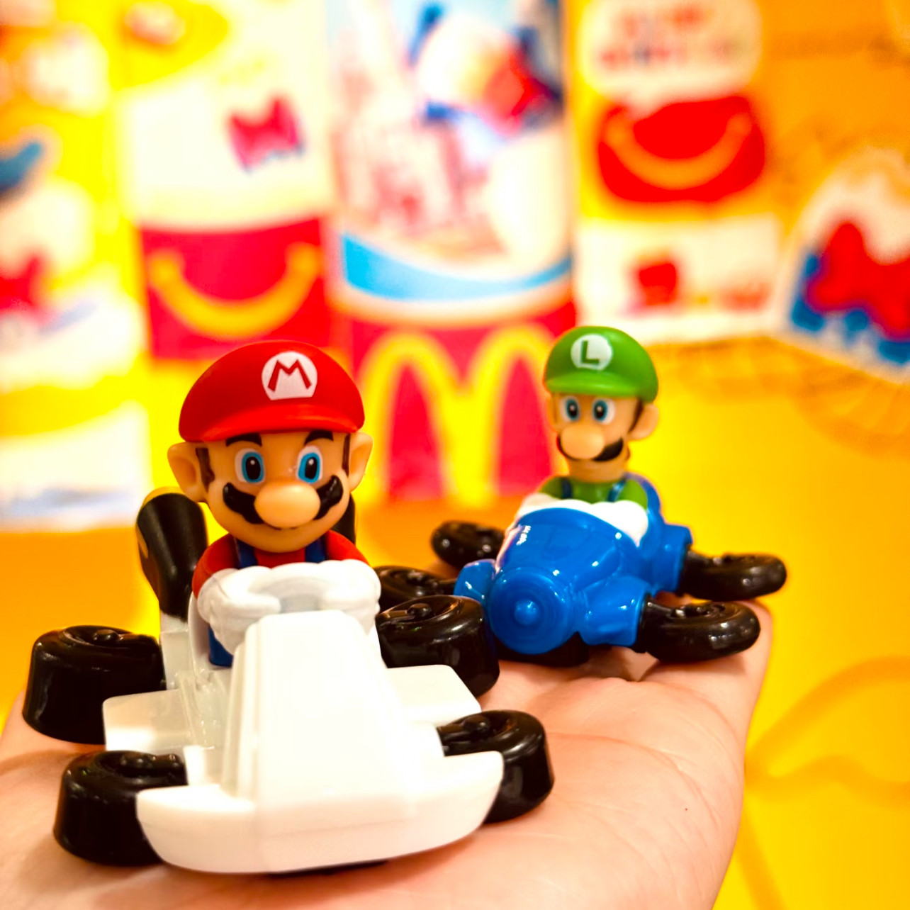 麦当劳马里奥卡丁车玩具停车场超级马力欧赛车手办摆件同学礼物