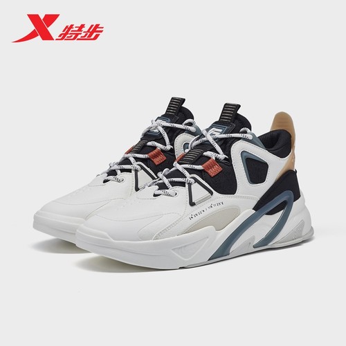 特步峰行3.0潮流时尚板鞋