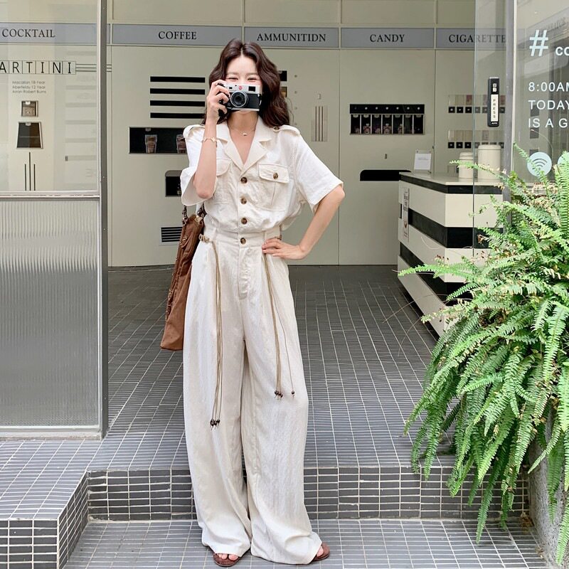 米白色松弛感休闲连体裤女2026夏季新款韩版设计感收腰显瘦连身裤