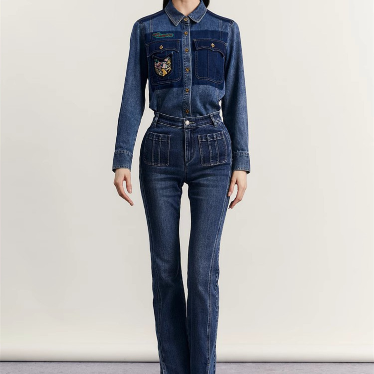 宽松款通勤单门禁长袖牛仔衬衫