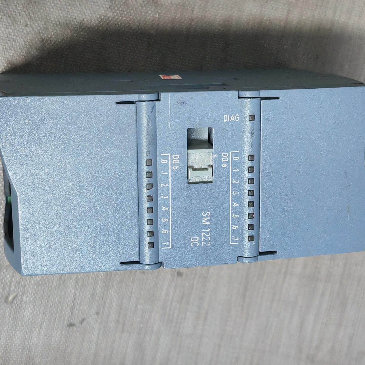 plc 1200PLC  SM 1222  16路晶体
