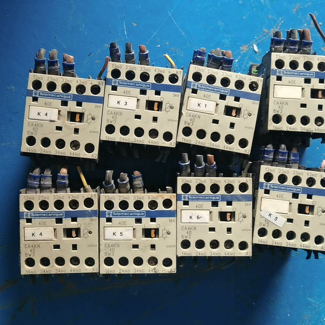 CA2KN-40 线圈电压交流220V 拆机件，