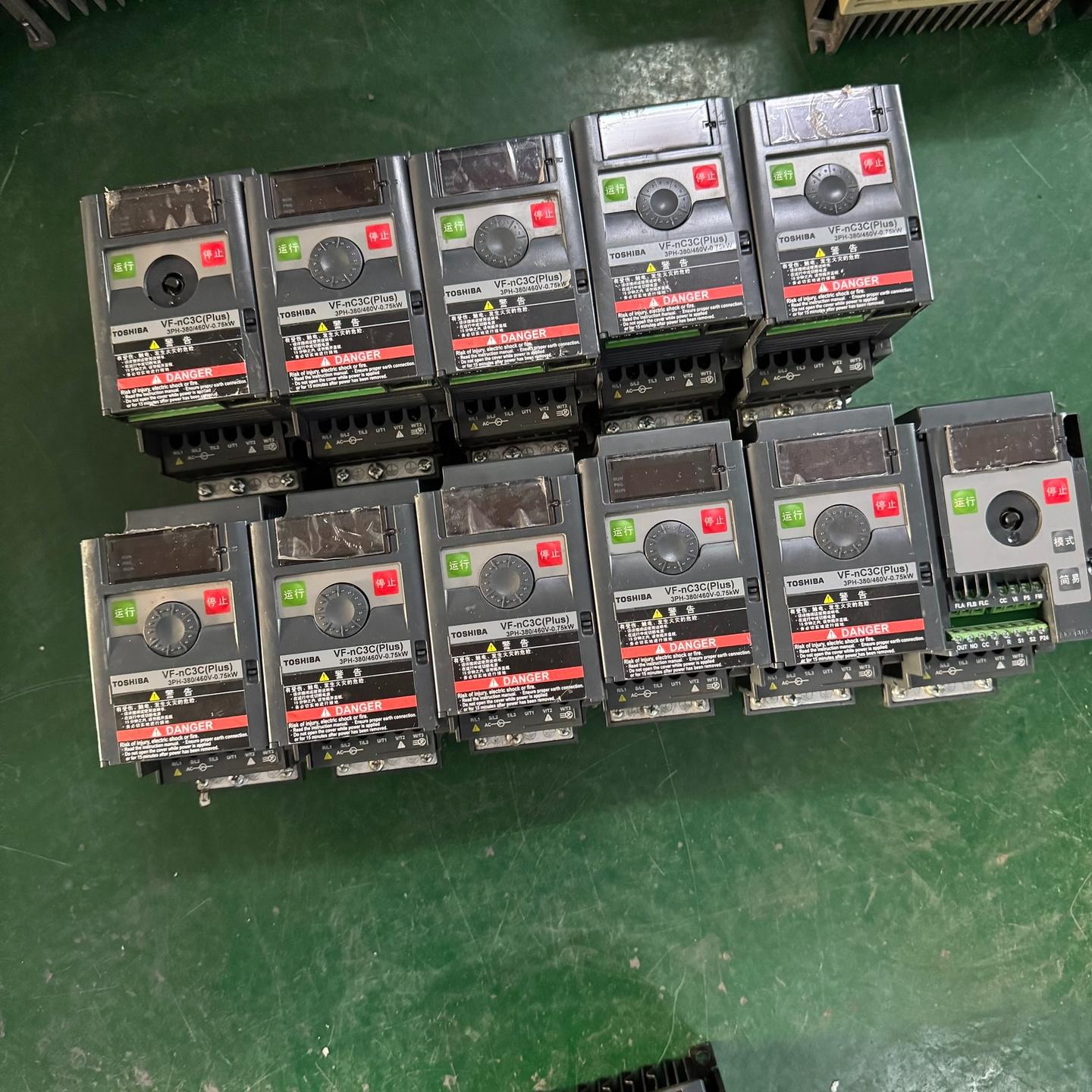 出售变频器VF-nC3C(Plus) 0.75kW 38