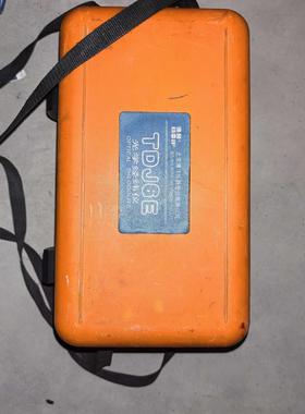 北京博飞TDJ6E光学经纬仪 橙色机身 带塑料箱。功能完