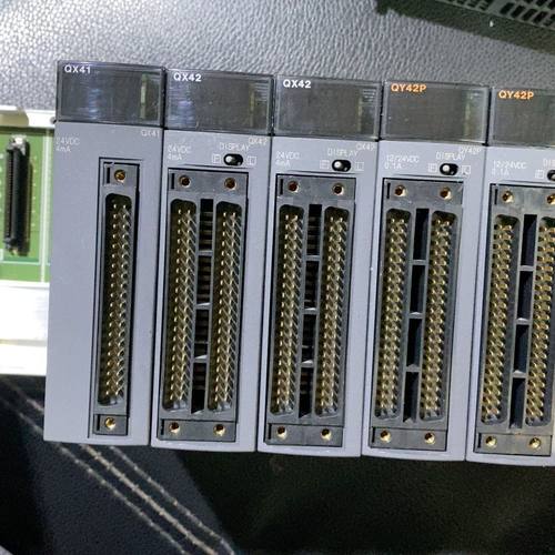 PLC模块 QX41/QX42/QY42P 实物拍摄 成
