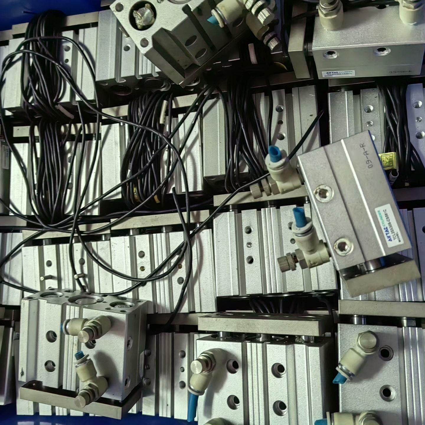 三轴气缸TCL25X30S-CS591C 拆机