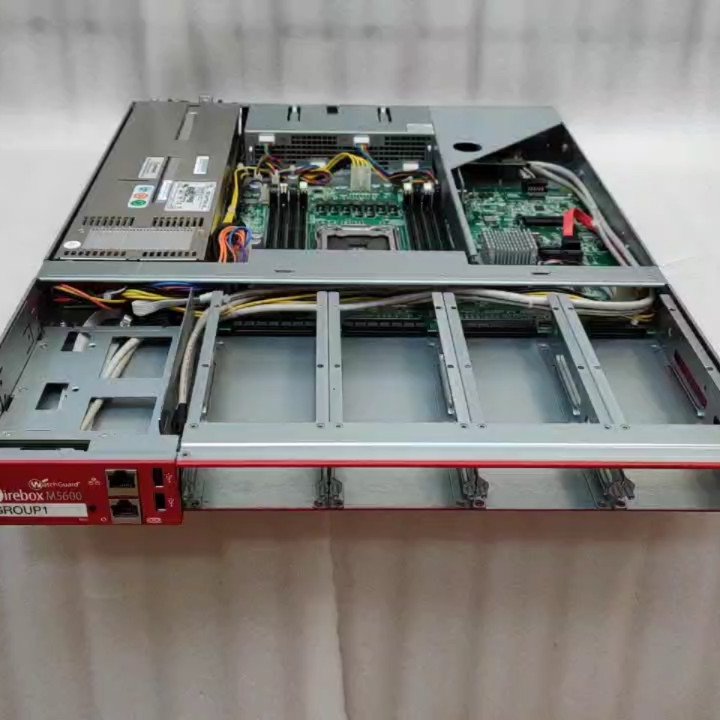 沃奇卫士防火墙M5600   X79主板 新巨冗余400W