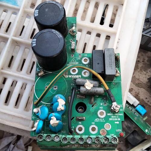 微能变频器电源板W9GS-1R5T4A1  VER.1.0