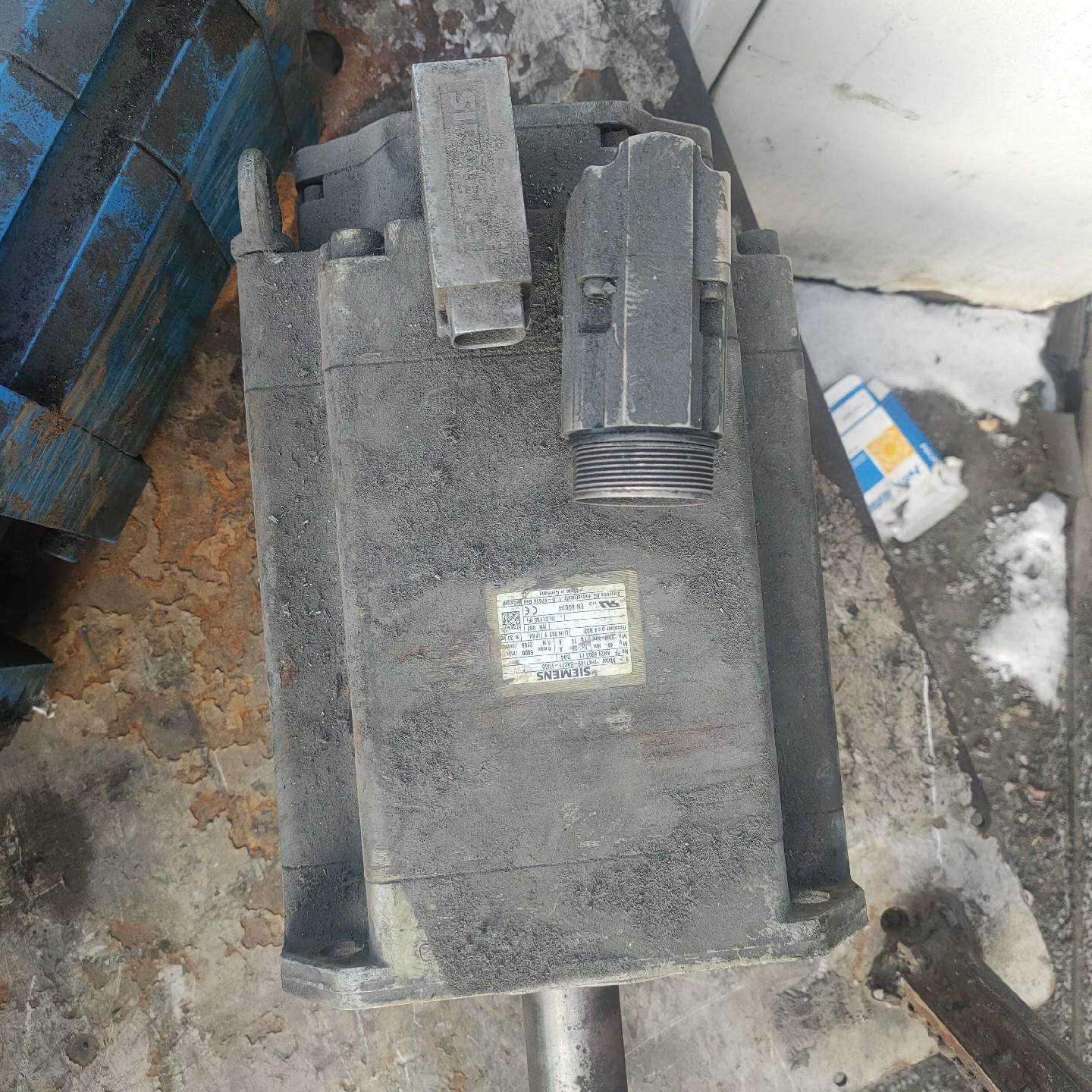 伺服电机 1KF7015-5AC71-1UG0 拆