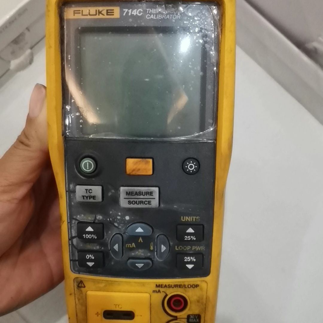 福禄克714C热电偶校准器 实物拍摄 功能完好 外观有使用痕