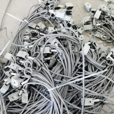 磁性开关DMST-28AT 拆机品 线长约30cm 带