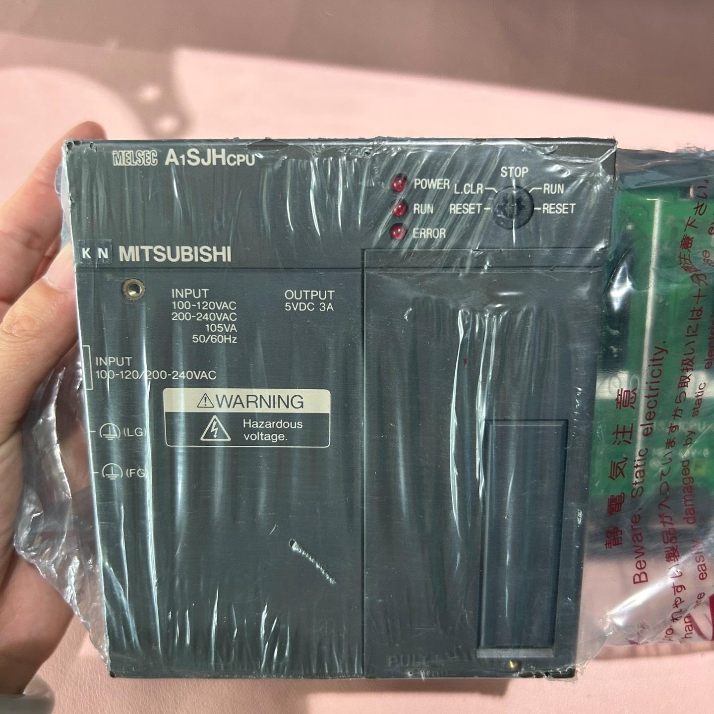 PLC模块 型号：A1SJHCPU 库存件 实物拍摄