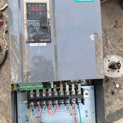 伟创变频器ac60-t3-022g/030p 重载22kw