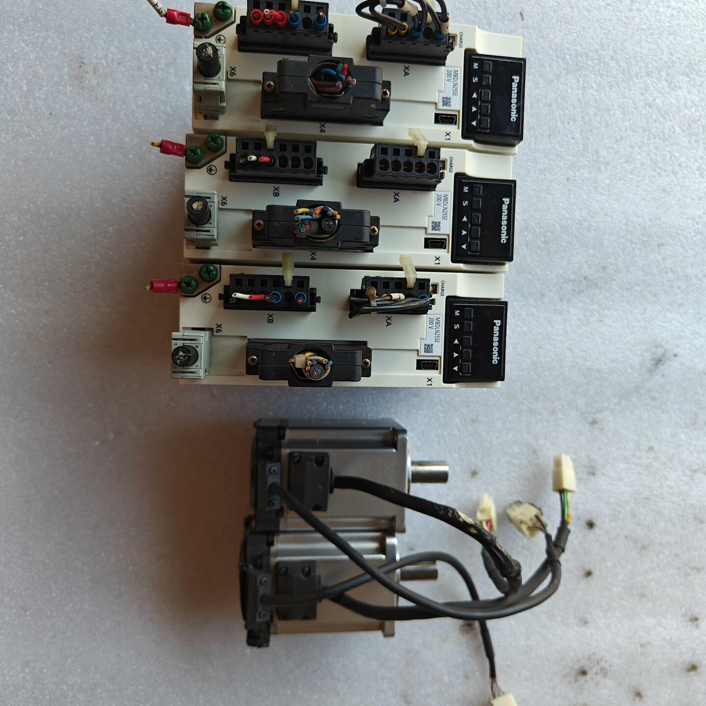 A6伺服驱动器MBDLN25SE 400W功率 实物拍摄